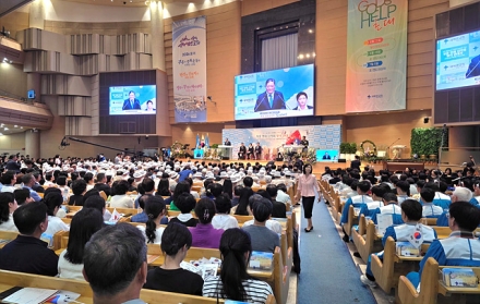 6·25 참전용사 초청행사 20주년 기념 “보훈 평화음악회 빛의 연대기” 성황리 개최
